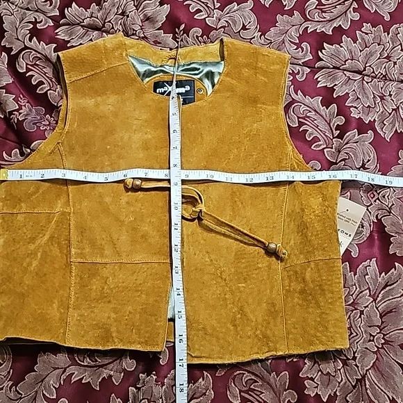 NWT Wilsons Vintage Suede Vest and Skirt Set